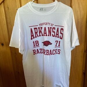 Arkansas razorbacks lrg(42-44) white Tshirt with maroon/ red lettering